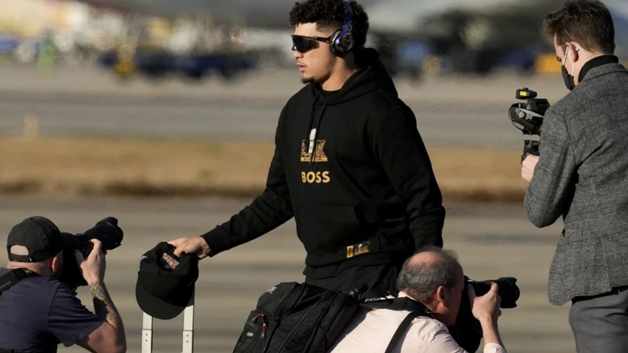 Eagles y Chiefs llegan a Nueva Orleans para la semana del Super Bowl LIX