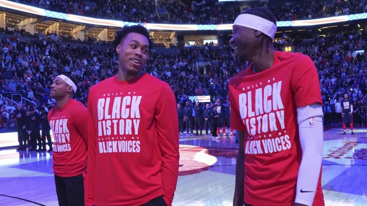 Aficionados de la NBA abuchean el Himno de los Estados Unidos en Canadá