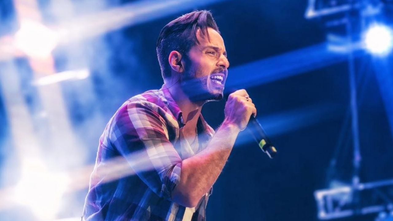 VIDEO: José Madero canta en vivo por primera vez ‘Rayo de Luz’ y ‘Campeones del Mundo’