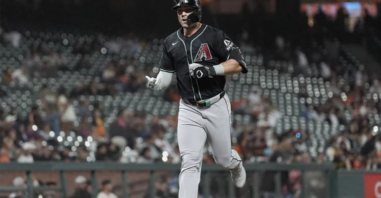 El jardinero acordó por una campaña