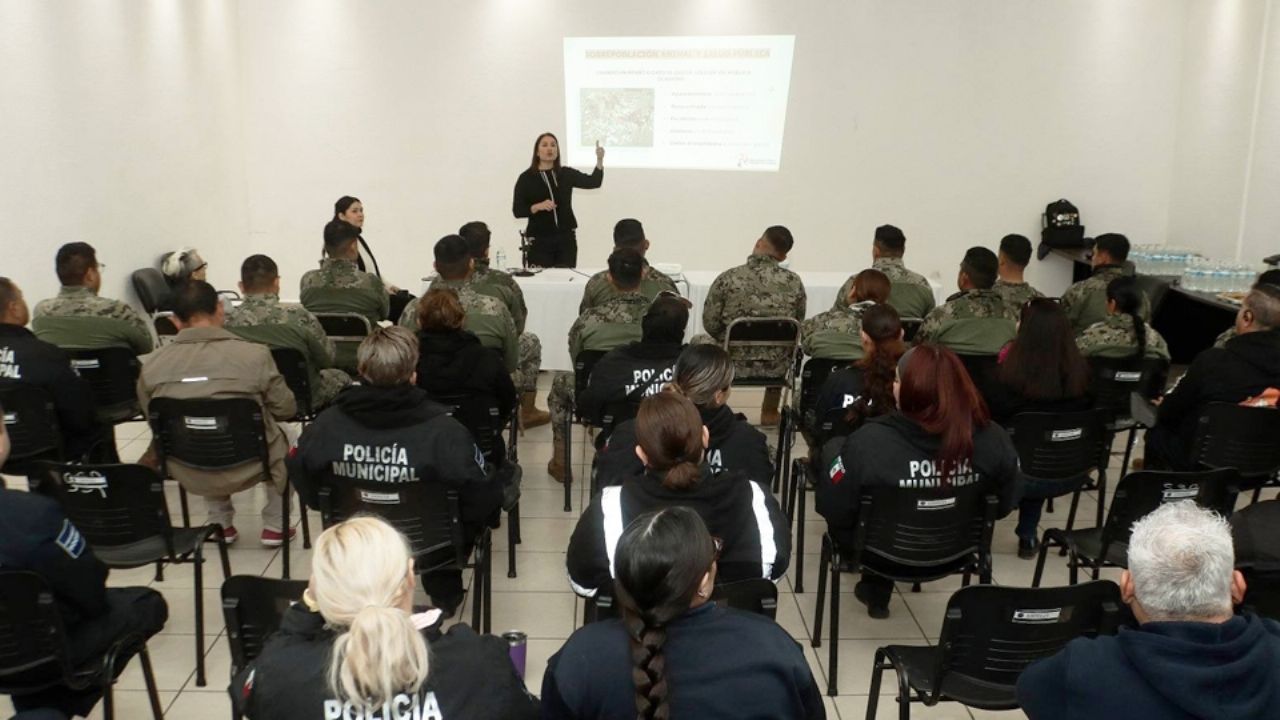 Autoridades de Guaymas reciben capacitación de protección y cuidado de animales