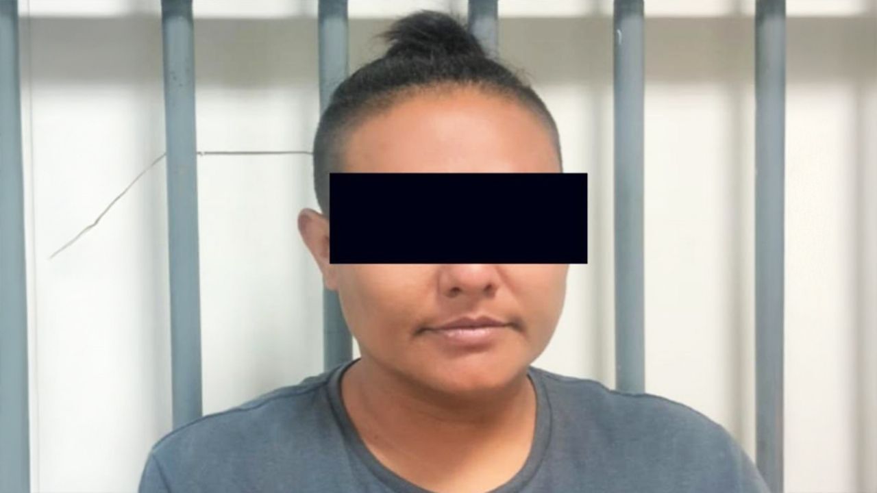 Con cuchillo en mano, Ana Guadalupe amenazó de muerte a su propio padrastro en Hermosillo