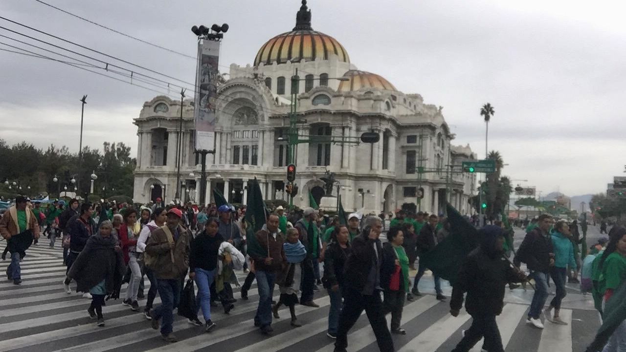 Mega Marcha de comerciantes colapsa la CDMX: Se manifiestan en diferentes puntos