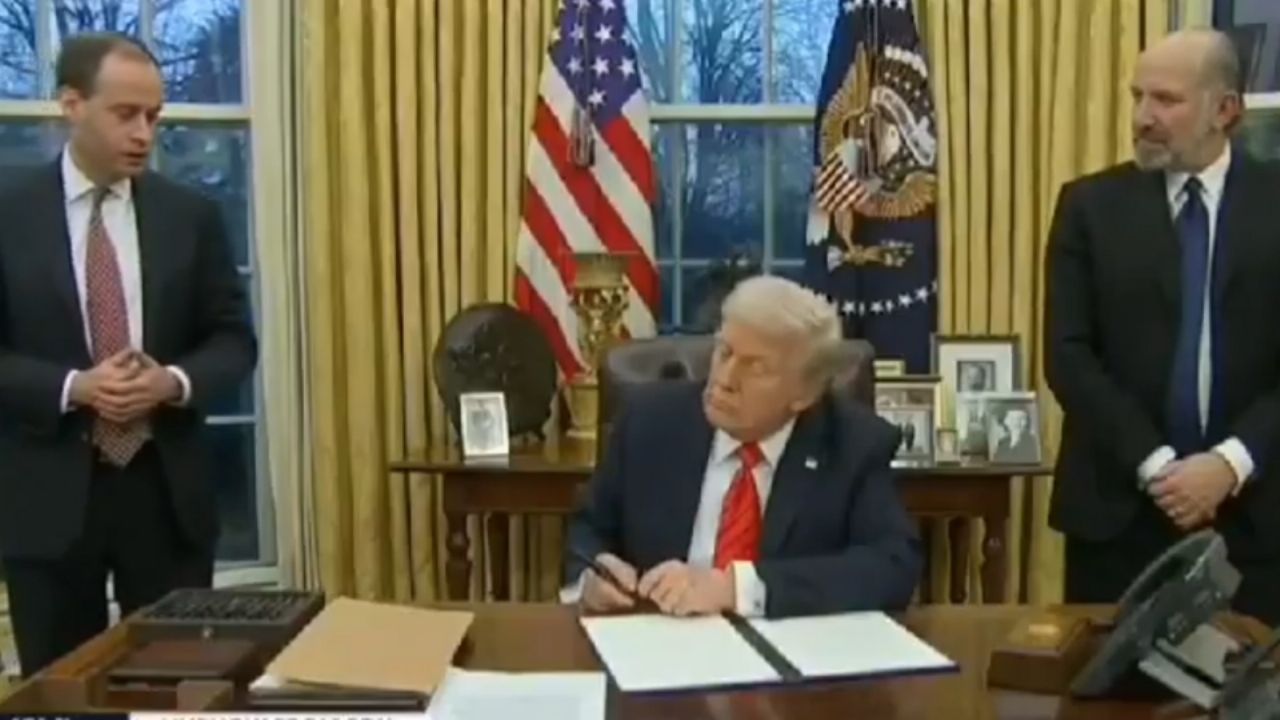 Donald Trump impone aranceles del 25% al acero y aluminio “sin excepciones” a nivel mundial