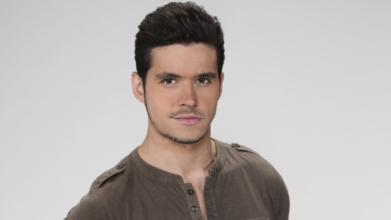 Eleazar Gómez arremete contra reportero; lo compara con Fofo Márquez por brutal golpiza a ex