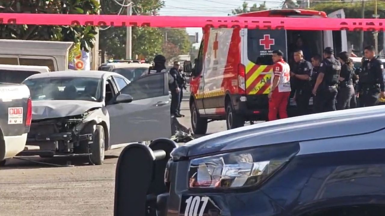 Agresión armada por fuera de secundaria en Ciudad Obregón; hay un muerto y una herida