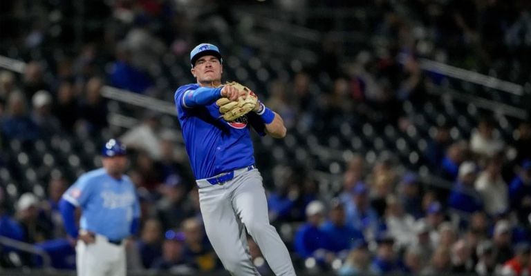 Shaw sería el titular en la antesala