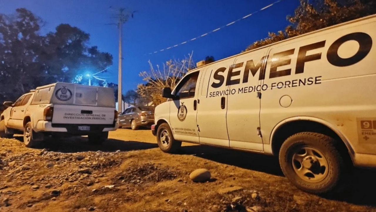 Hallan dos cuerpos con signos de violencia en carretera de Guanajuato; no hay arrestados