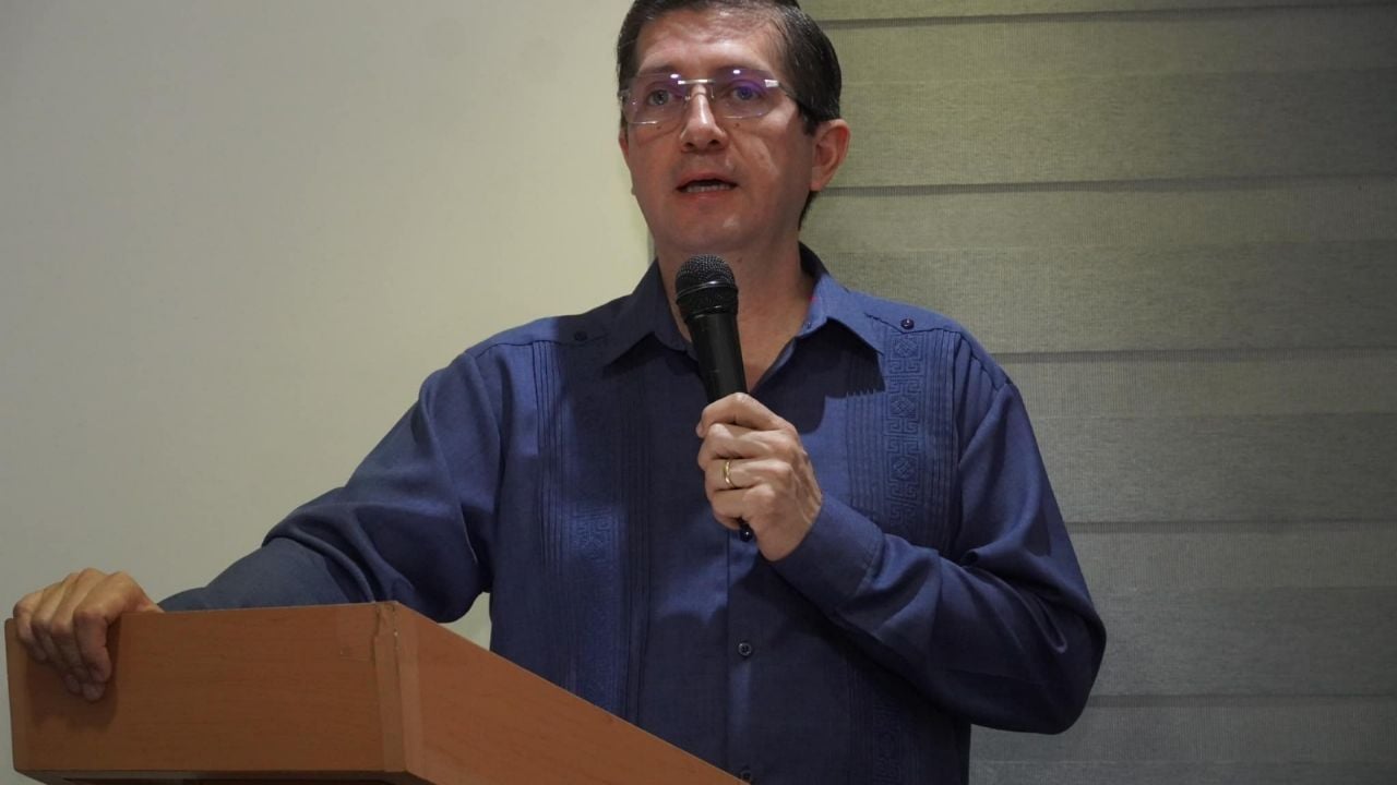 Juzgado obliga a Elías Retes a devolver las cuotas médicas a jubilados