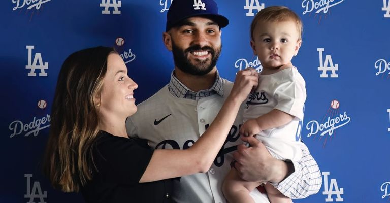 Tanner Scott se unió al grupo de millonarios de los Dodgers