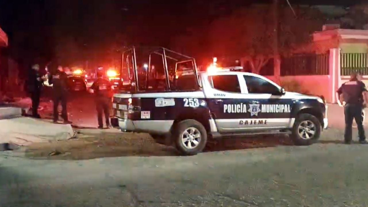 Balacera y persecución al norte de Ciudad Obregón; hallan dos vehículos abandonados