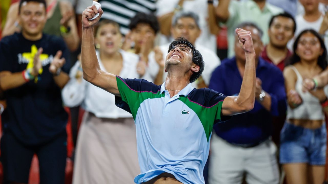 Rodrigo Pacheco hace historia con victoria en el Abierto Mexicano de Tennis