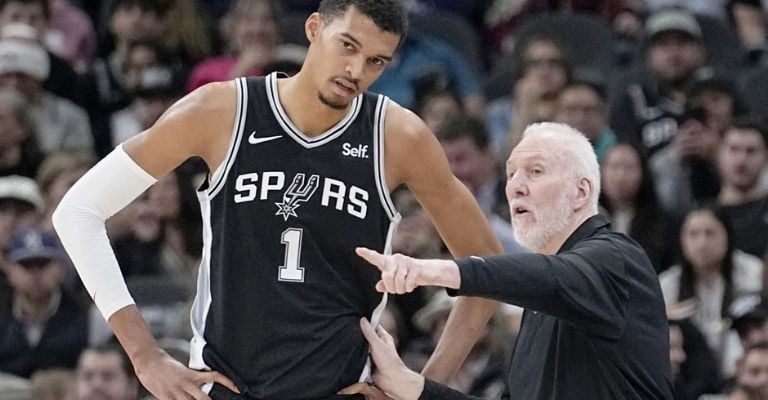Wembanyama ha aprendido mucho de Popovich