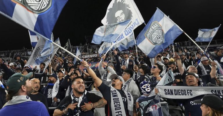 Los aficionados entonaron el famoso grito