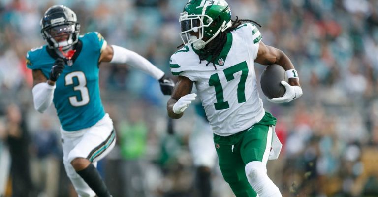 El receptor no duró ni una campaña en Nueva York