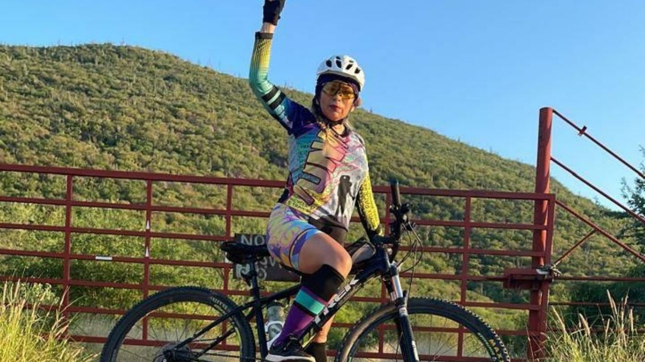 Ciclista navojoense es demandada por conductor que la atropelló y que casi la mata