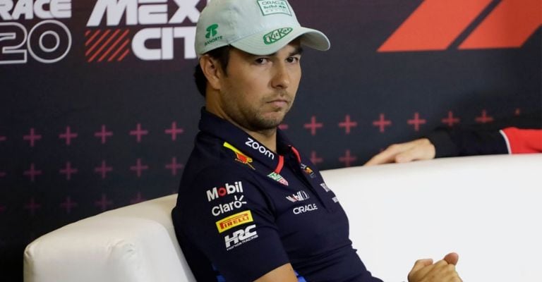 'Checo' espera por un llamado para volver a la F1
