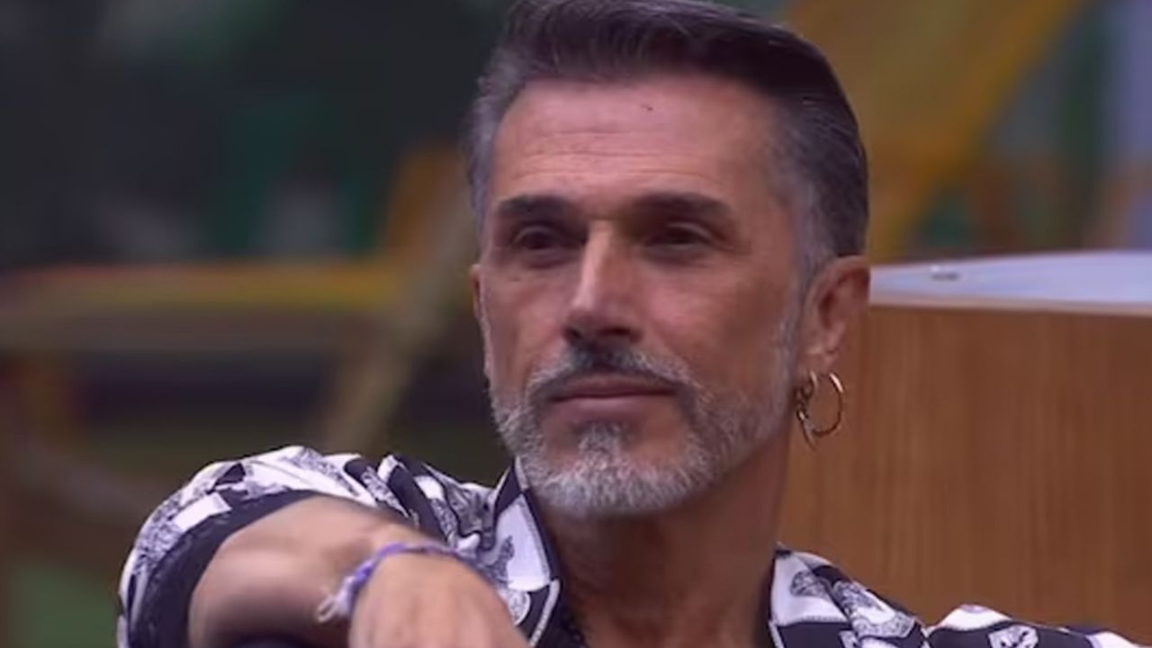 Sergio Mayer lanza advertencia a hija de Héctor Parra tras culparlo si les ocurre algo