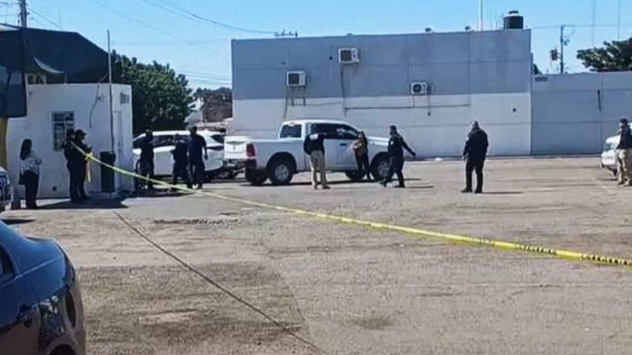 Asesinan a lavacarros en pleno Centro de Ciudad Obregón; le dieron un tiro en la cabeza