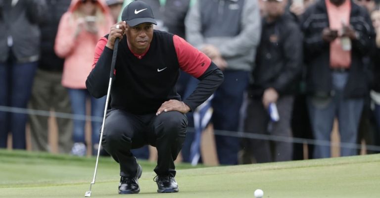 El golfista anunció su lesión en redes sociales