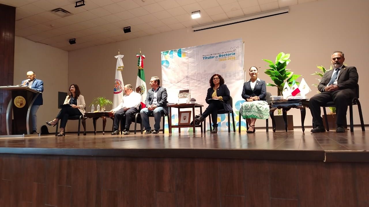 Candidatos a rectoría de la Unison dan a conocer sus propuestas en Ciudad Obregón