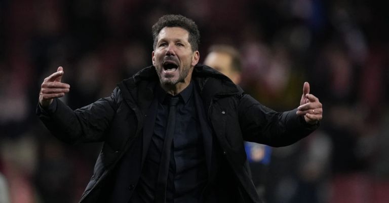 Simeone aceptó la decisión del VAR