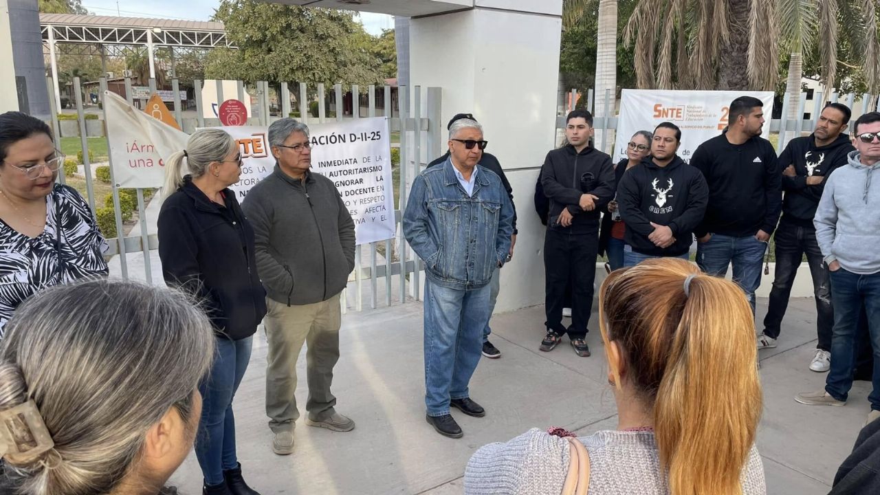 Personal docente y administrativo toman las instalaciones del CREN en Navojoa