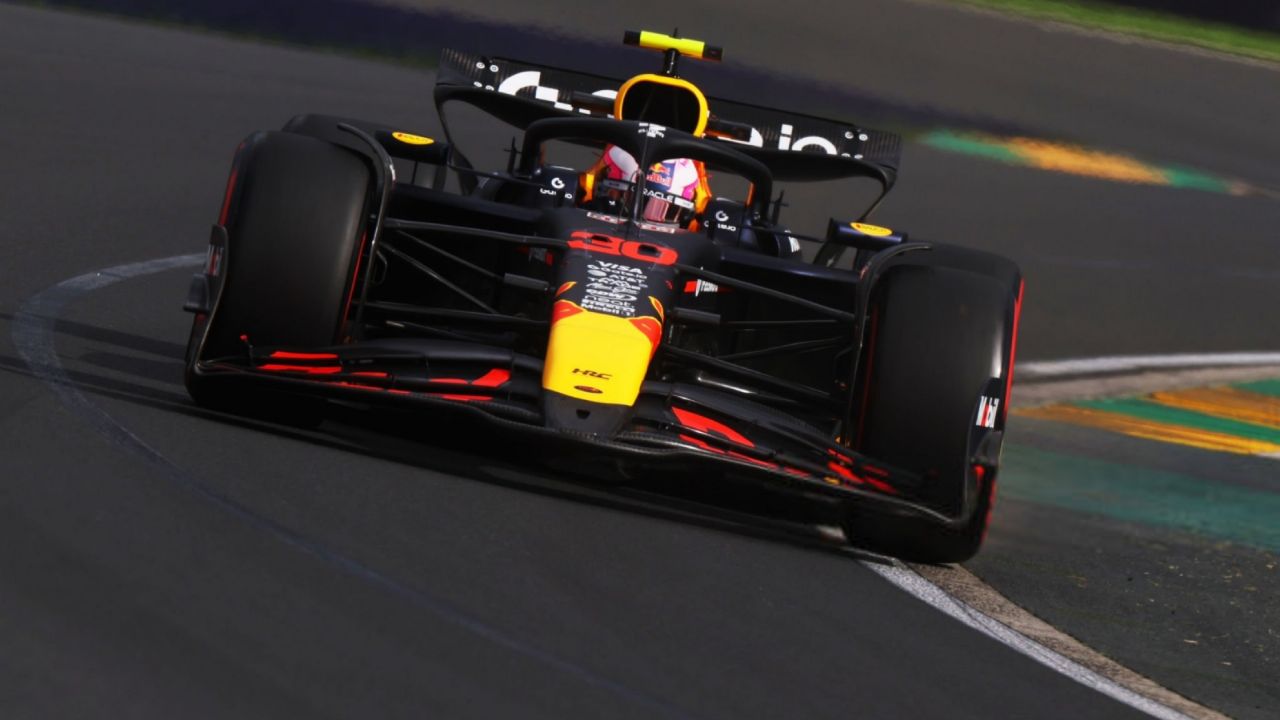 F1: Liam Lawson hace el ridículo con Red Bull en Australia y las críticas le llueven