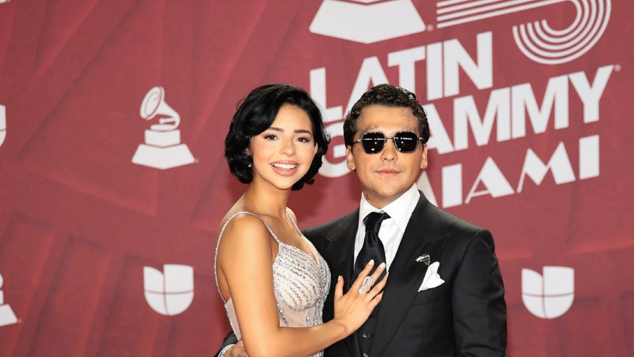 Christian Nodal y Ángela Aguilar sorprenden con su amistad con System of a Down en México
