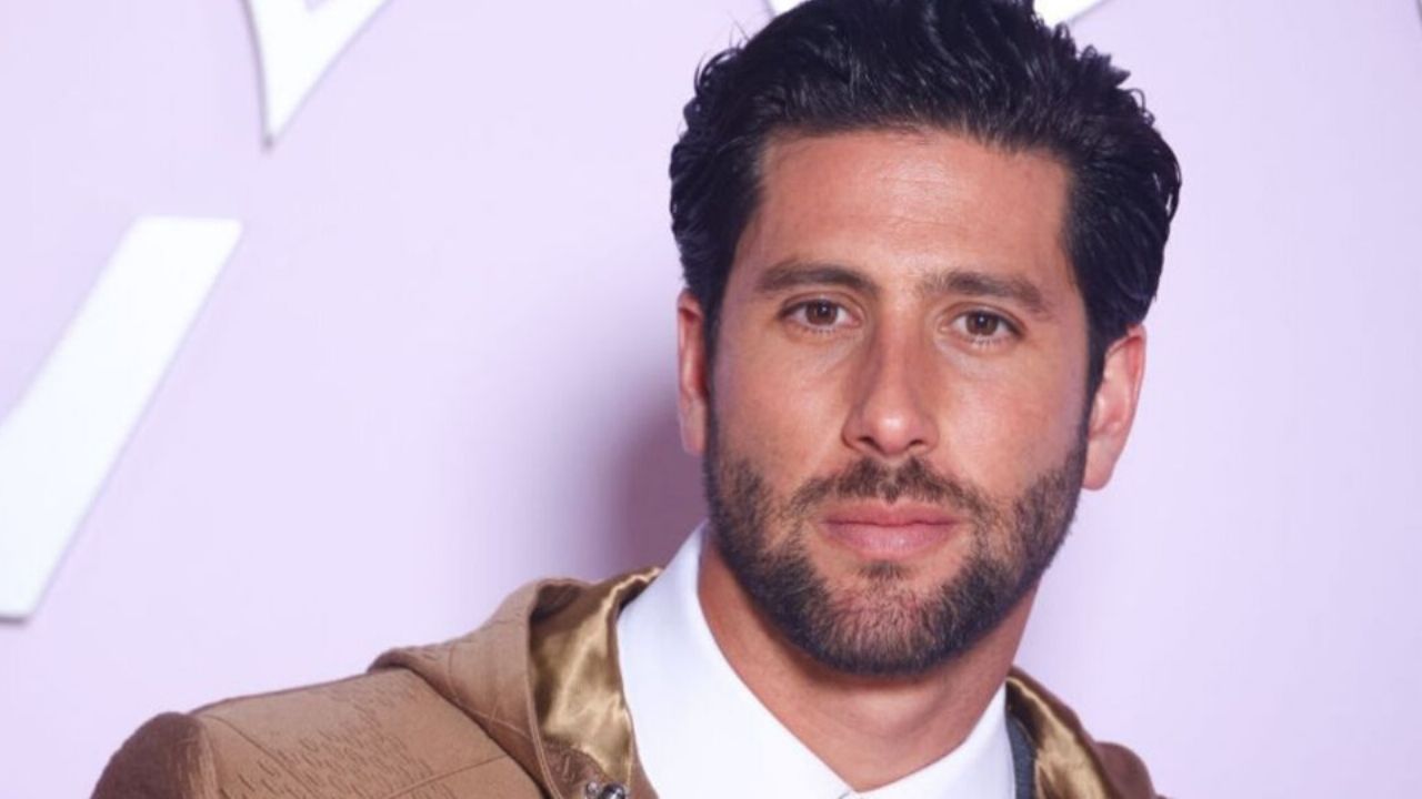 ¿Angélica Rivera? Diego Klein es captado en concierto de Christian Nodal con su novia