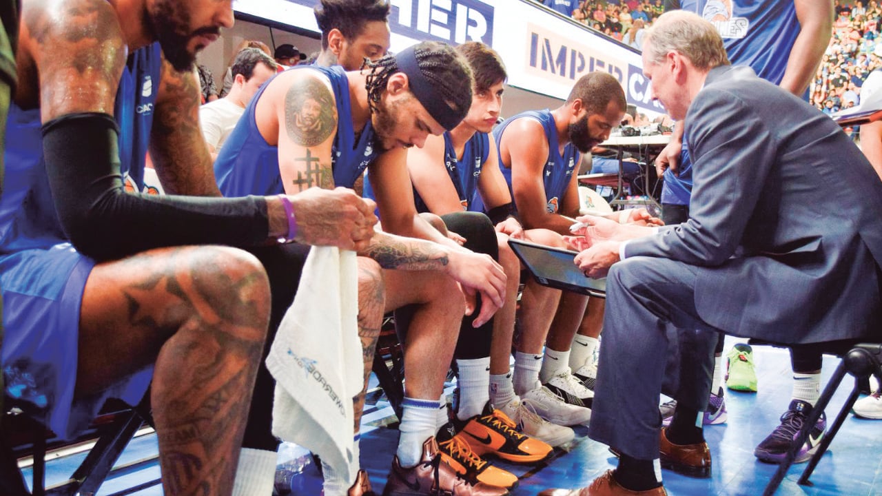 Los Halcones de Ciudad Obregón siguen sin levantar su vuelo; pierden ante Astros