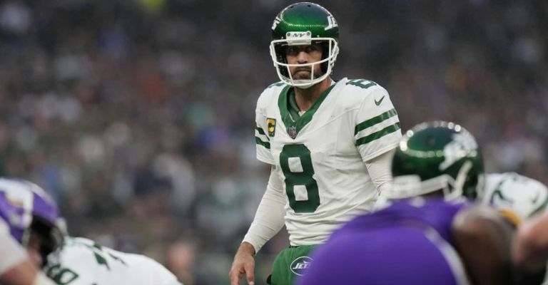 Rodgers sigue en busca de un equipo