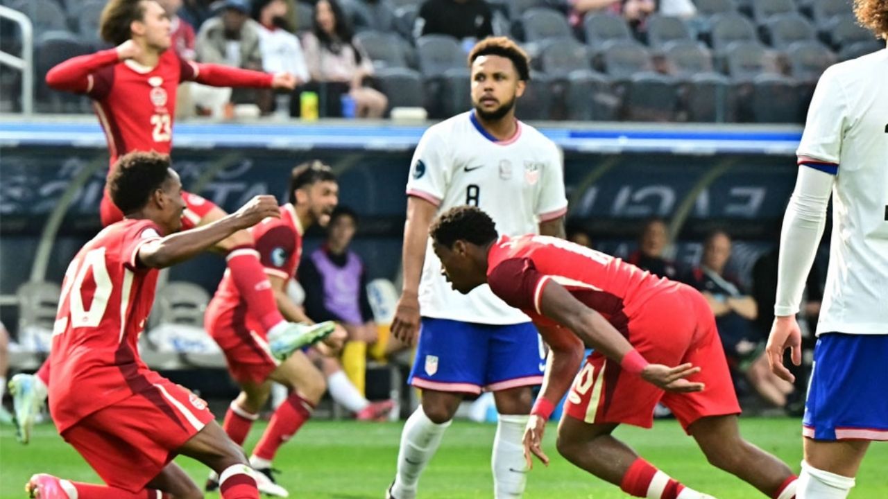 Con las manos vacías; Estados Unidos cae ante Canadá en duelo por el tercer lugar