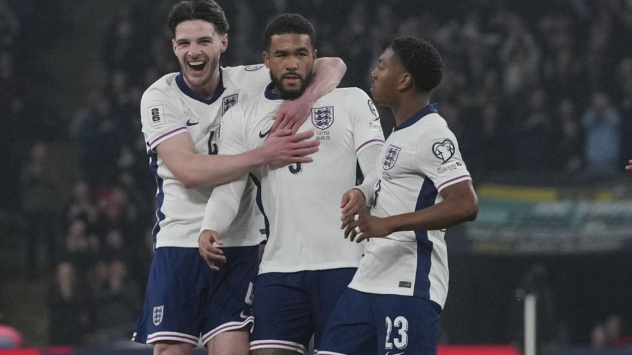 Inglaterra golea a Letonia y se mantiene firme rumbo a la Copa del Mundo