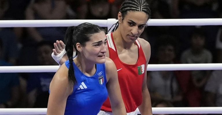La boxeadora Imane Khelif estuvo en el ojo del huracán en París 2024