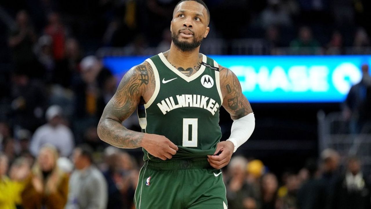 Damian Lillard es baja indefinida con los Bucks por una trombosis venosa