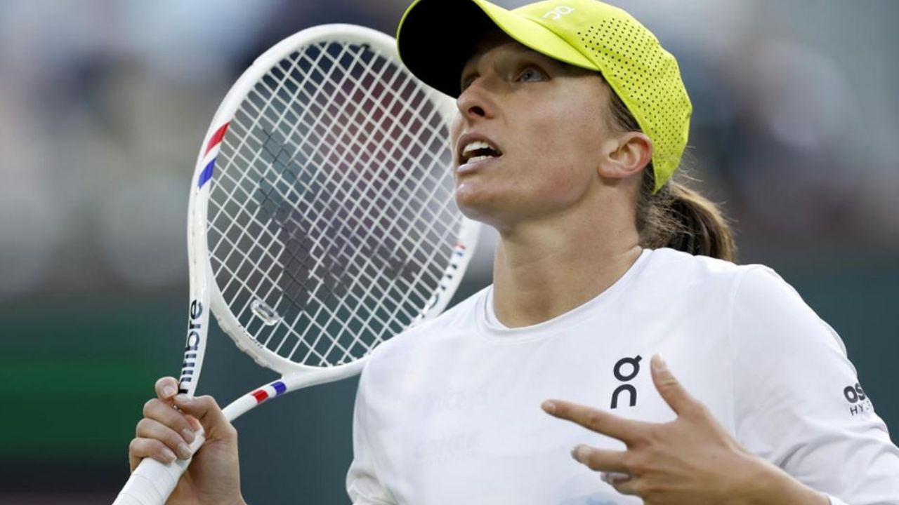 Refuerzan seguridad de Swiatek tras ser acosada verbalmente en el Abierto de Miami