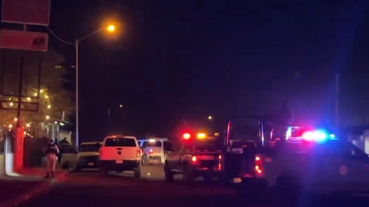 Asesinan a originario de Sinaloa en estacionamiento de restaurante de SLRC; traía un arma