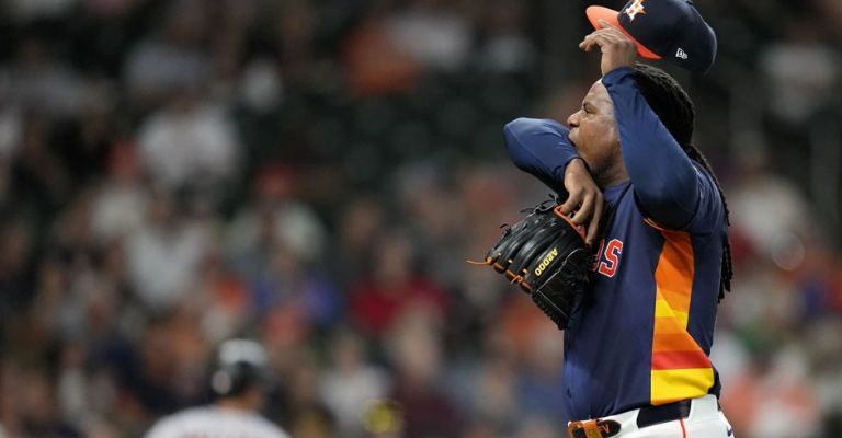 Valdez tuvo una mala salida