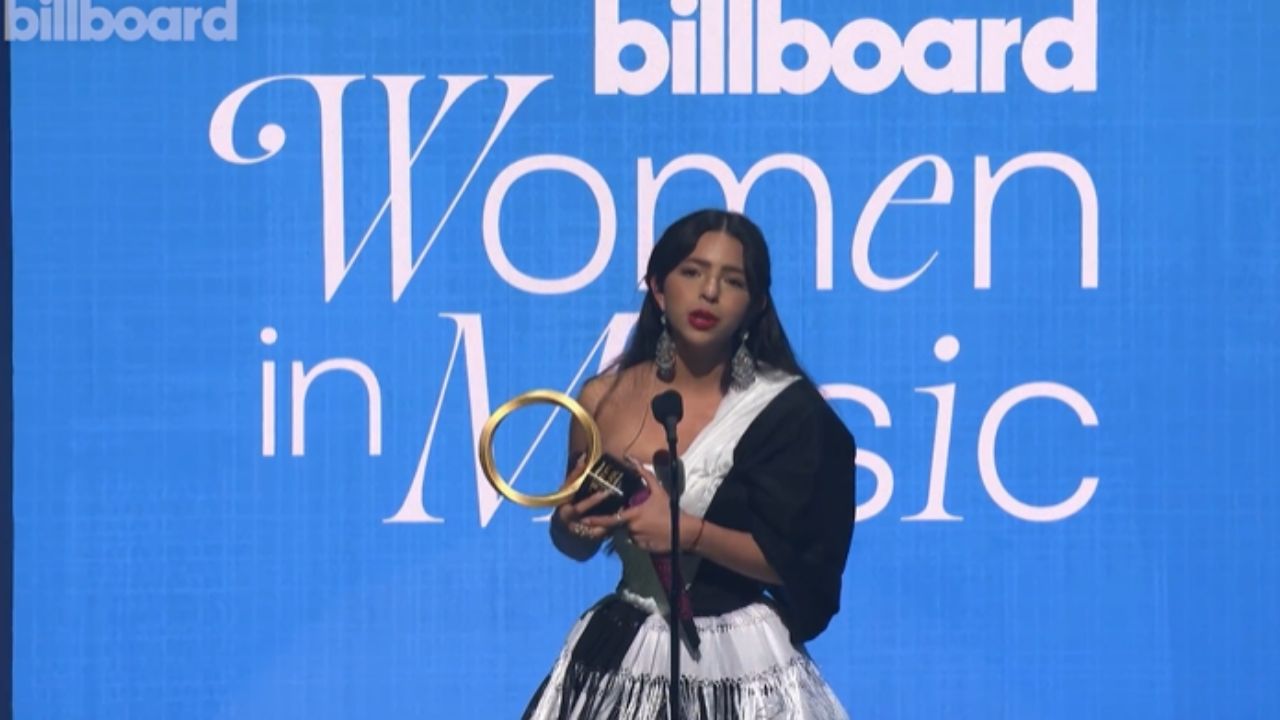 ¿Ángela Aguilar estrena canción contra Cazzu? Tras duras indirectas, sale a la luz nuevo tema