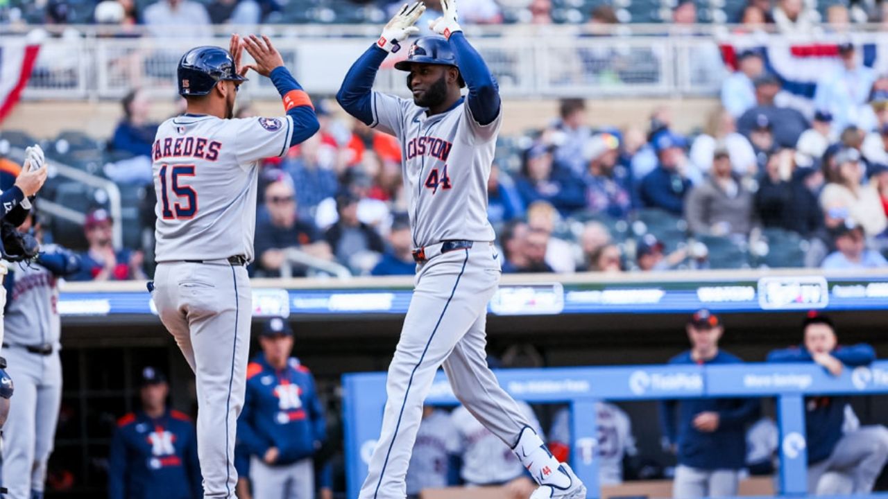 Isaac Paredes contribuye a la remontada de los Astros ante los Mellizos