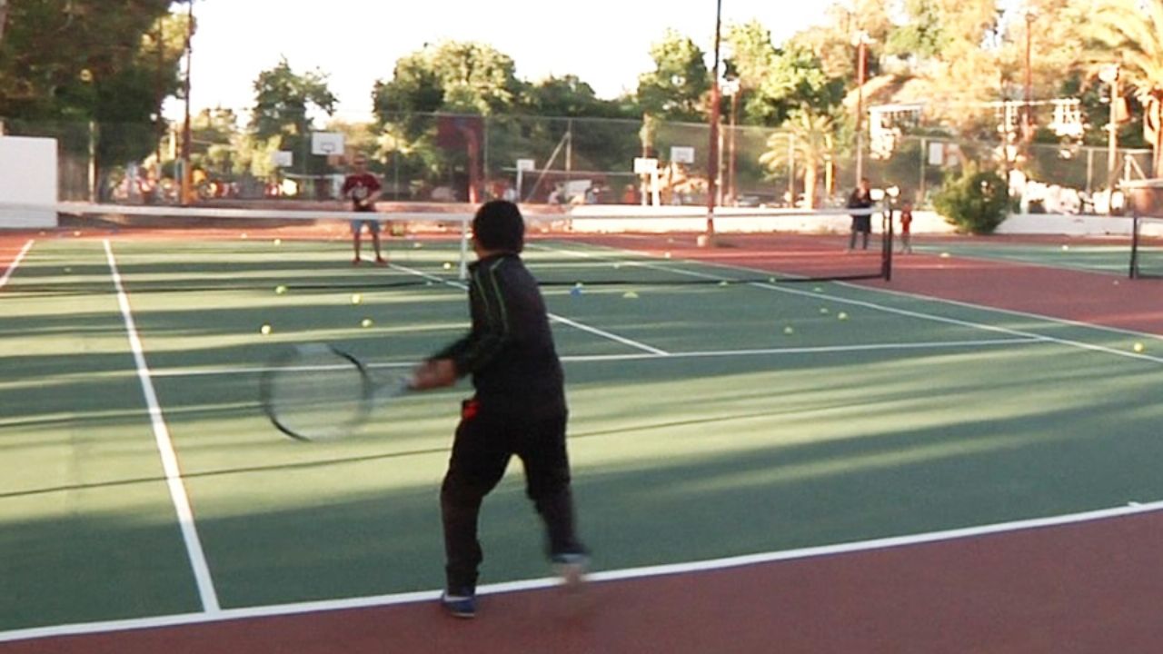Liga Municipal de Tenis realiza rifa con causa para mejorar canchas en Guaymas