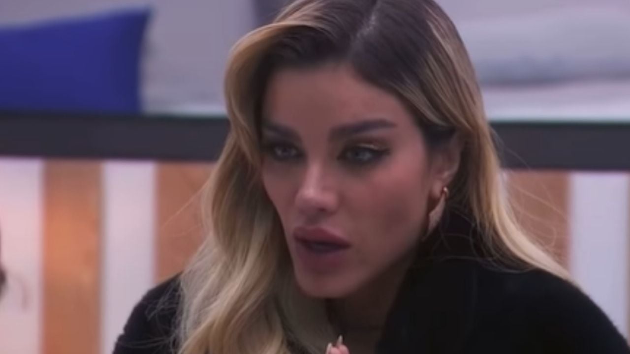 Reportan que Aleska Génesis es arrestada en Miami tras librar cargos por robo en México