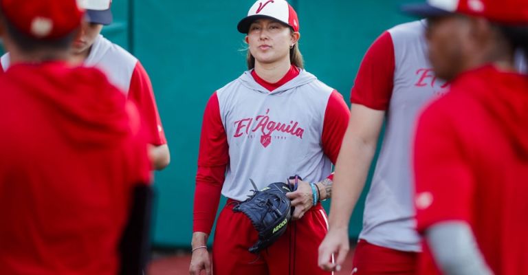 Whitmore espera hacer el equipo con los emplumados