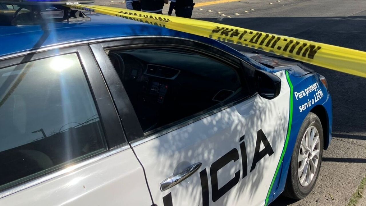 Sigue la violencia en Guanajuato: Atacan a oficial en León mientras patrullaba
