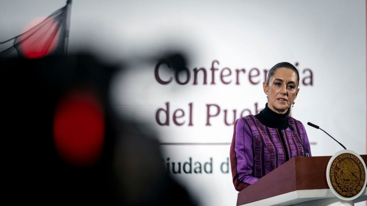 ¿Bajarán las tasas de interés? Sheinbaum instruye a Hacienda hablar con banqueros