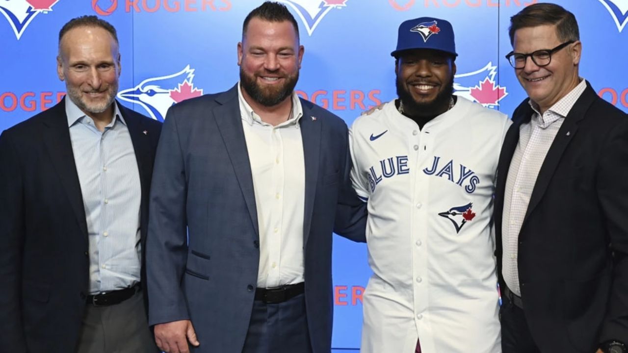“Voy a ser un Azulejo para siempre”: Vladimir Guerrero Jr. tras firmar con Toronto