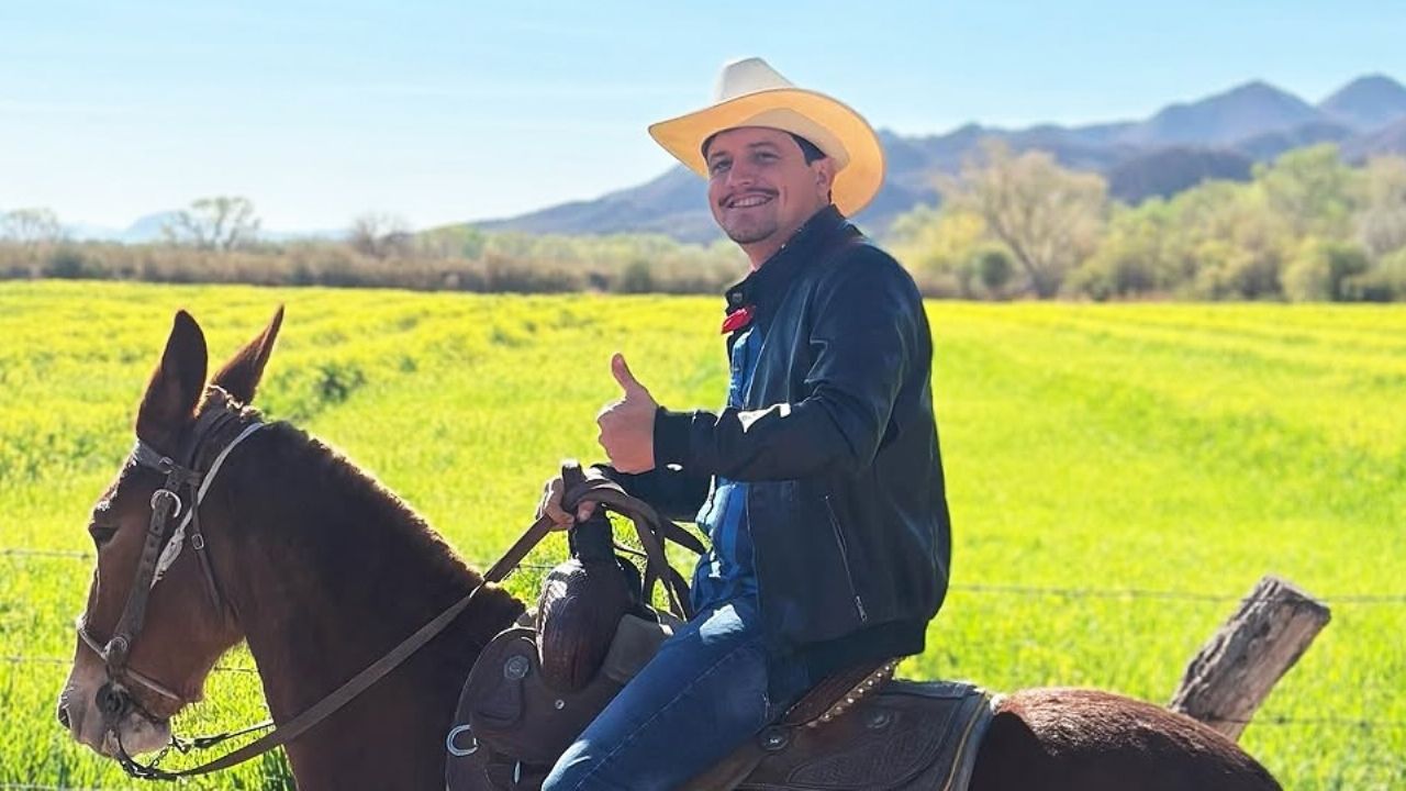 Hallan vehículo de ‘Ranchero 95’ tras desaparecer en Sonora; Fiscalía despliega operativo