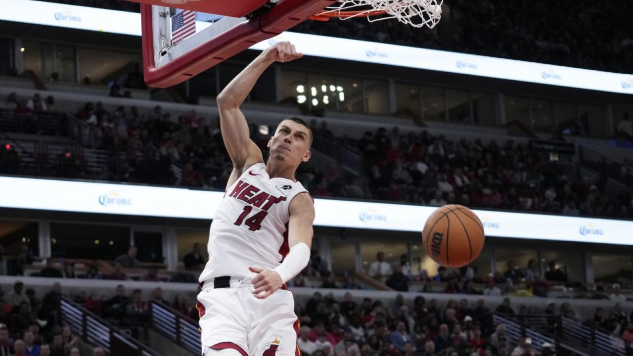 Miami sigue ‘on fire’ y avanza a los playoffs de la NBA 2025; chocarán ante los Cavaliers