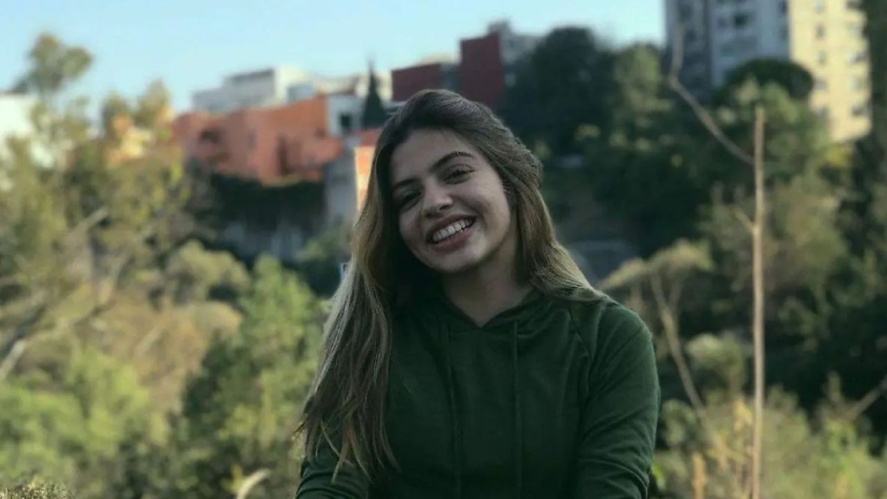 Tras debutar triunfante en ‘Hoy’, joven actriz confirma que deja Televisa y se une a ‘VLA’